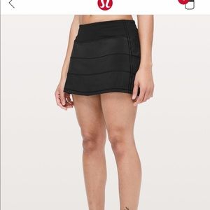 Lululemon pace rival skirt. Size 6. Never worn